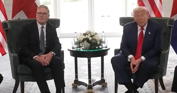 стоп кадър ЮтубАмериканският президент Доналд Тръмп заяви че прекратяването на