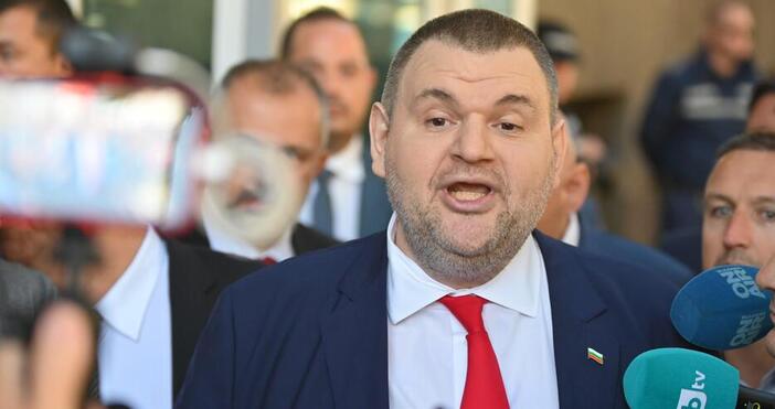 Г н Борисов най важното е днес да си нареди на премиера