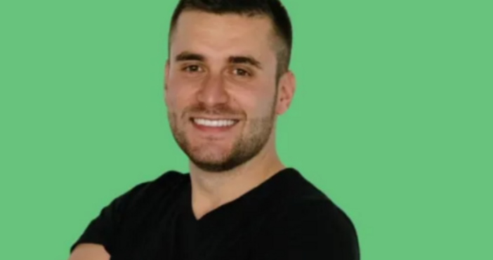 Човек не си ляга със скъпия часовник или кола защото