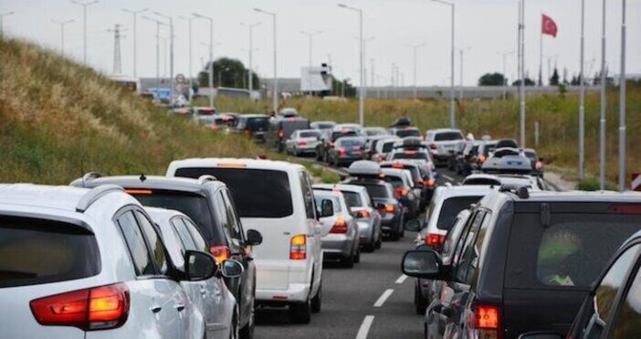 Интензивен е трафикът на граничните пунктове с Турция Kапитан Андреево