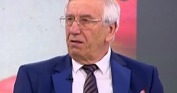 Стопкадър Нова ТвБългарски професор в Украйна отправи тежки критики към