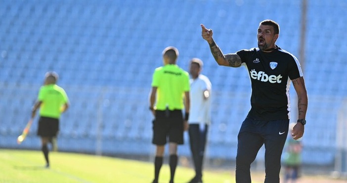 Временният старши треньор на ЦСКА Валентин Илиев дебютира начело на