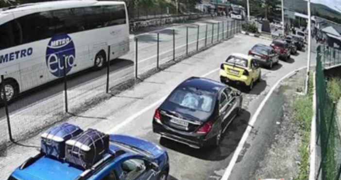 Актуална обстановка на граничните пунктовеИзключително натоварен е трафикът на граничните