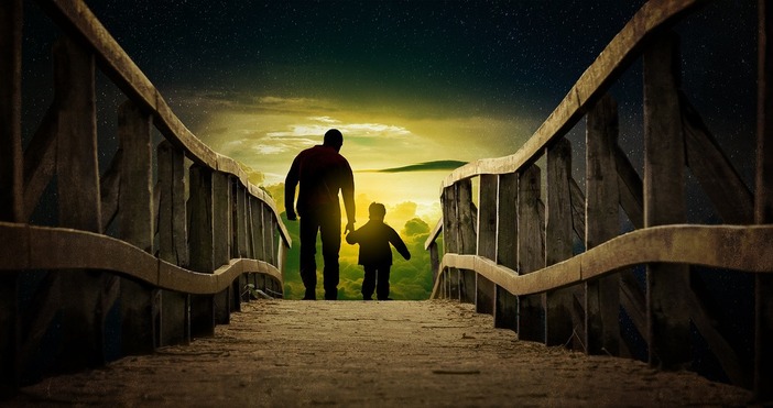 На 22 септември 2025 г точно в 21 19 ч източно