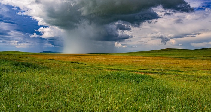 Очаква се температурните аномалии да намалеят през октомвриПрез изминалото лято