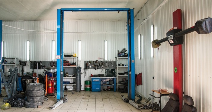 Двама служители в сервиз в Албъкърки Ню Мексико САЩ бяха убити след спор заради