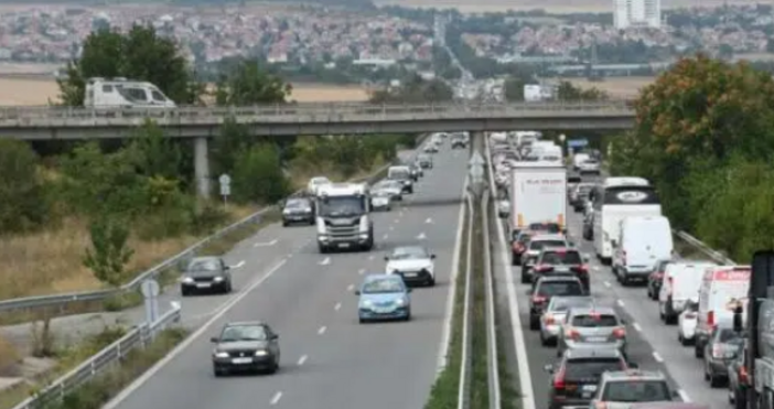 Всеки ден по българските магистрали се наблюдава едно и също