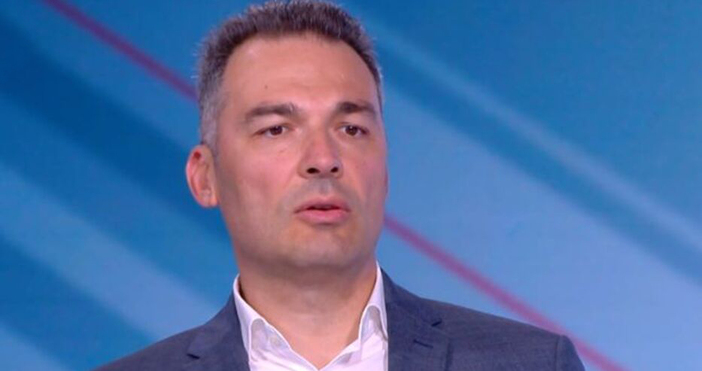 Съдът просто се поддава на натиск който по всяка вероятност