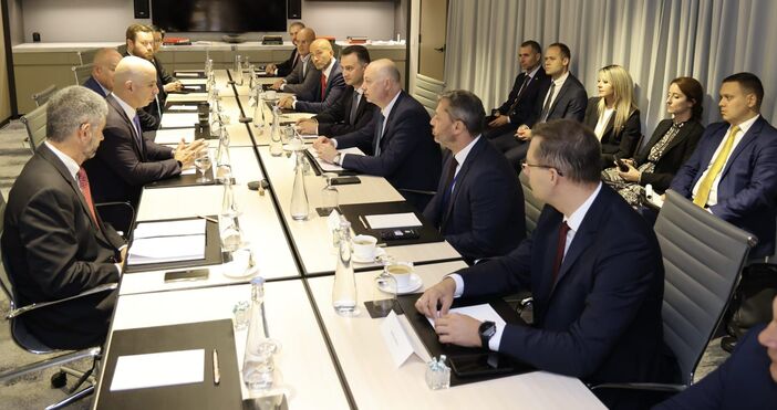 Българското правителство проучва възможността за разполагане на малки модулни реактори