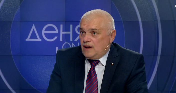 Президентът Румен Радев рязко атакува водачите на парламентарното мнозинство Делян