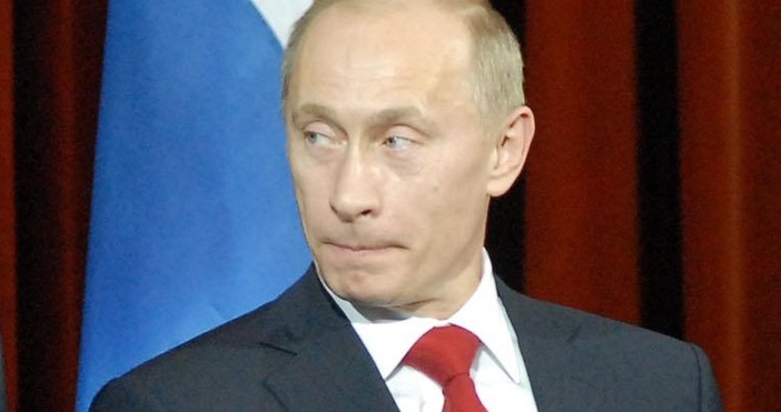 архивОт няколко седмици Владимир Путин всява безпокойство по източната