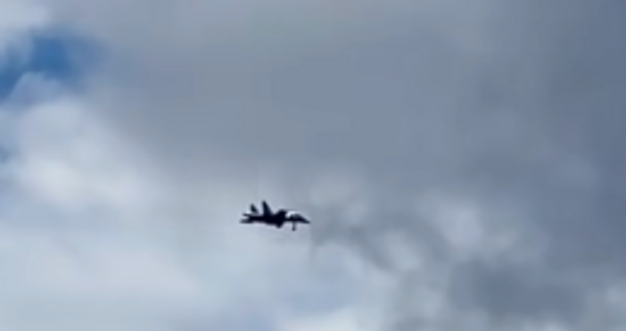 Украинските военновъздушни сили съобщиха че са свалили Су 34 известен като