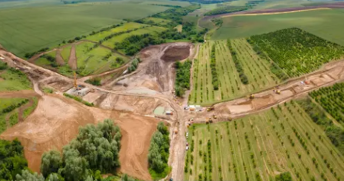 През ноември се очаква издаване на разрешение за строеж за