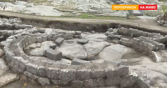 Кръгъл храм с диаметър 15 метра разкриха археолозите в древния