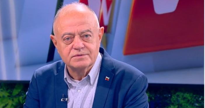 На фона на разместванията в управляващото мнозинство и отмененото заседание