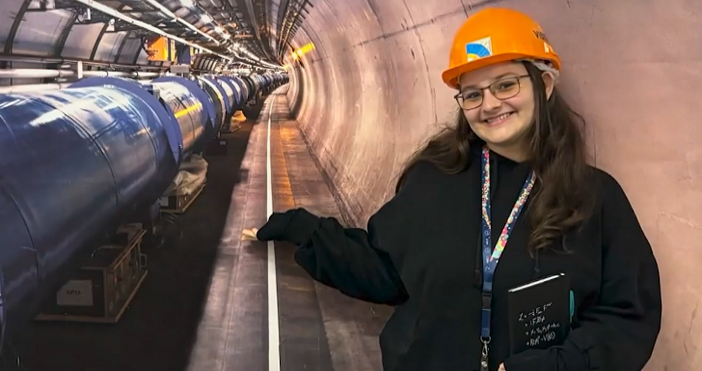 Тя се казва Йоана и е само на 17 Малкото