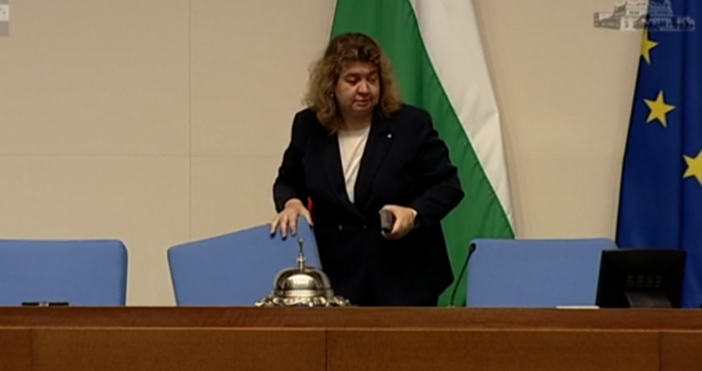 Адвокат срази шефа на парламента  Вчера председателят на Народното събрание Наталия Киселова се