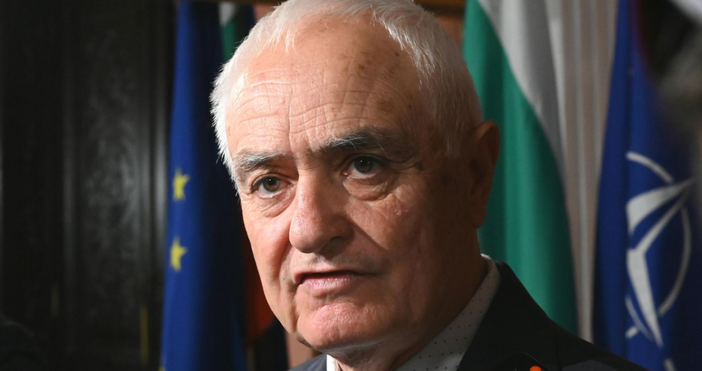 Военният министър с добри новини за армията Правителството полага максимално усилие да