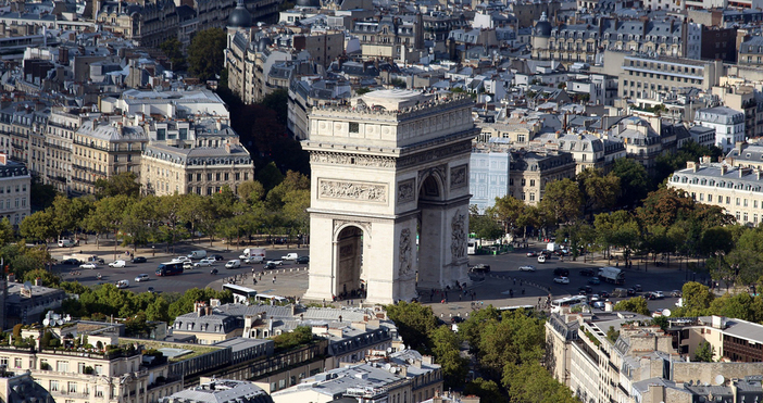 Международната рейтингова агенция Ес енд Пи Глоубъл S P Global изненадващо