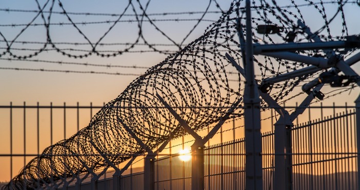 35 годишната Клеър Бътън от Есекс е осъдена на доживотен затвор