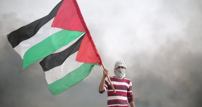 Палестинското движение ХАМАС предаде телата на още двама израелски заложници