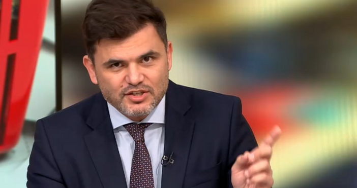 Потенциалните проблеми свързани с фискалната политика причиниха политическата криза и