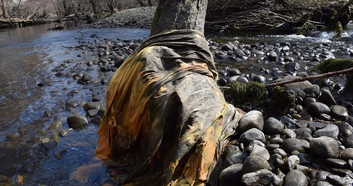 Левият бряг на р. Банщица при кв. Изток в Кюстендил