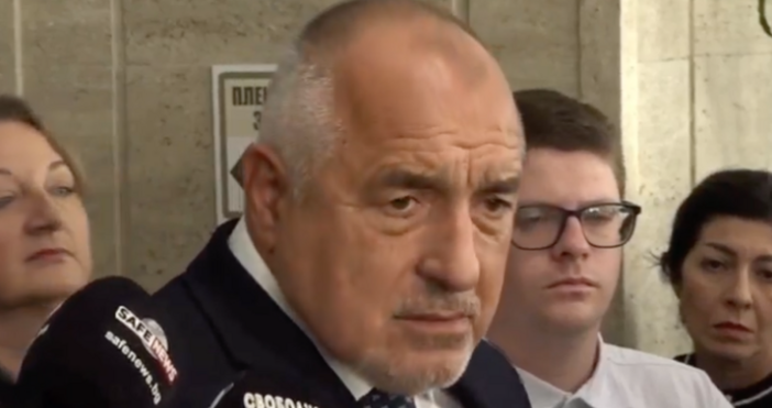 Поканих и помолих г жа Теменужка Петкова да дойде като излъчена от мандатоносителя