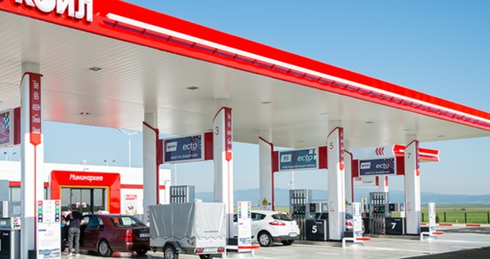 Лукойл България смени банковата си сметка след въвеждането на американските