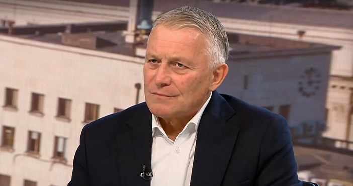 Президентът на САЩ Доналд Тръмп предприе по агресивен подход към колегата