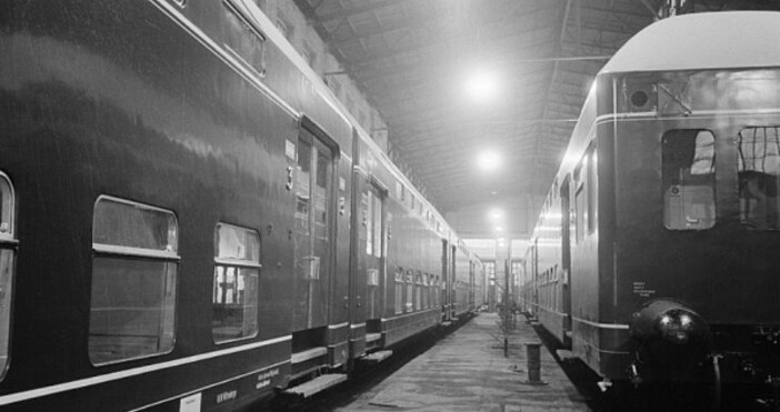 В края на 60 те години България посреща от ГДР двуетажни