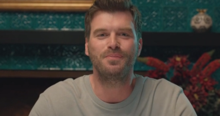 Къванч Татлъту е един от най популярните и обичани турски актьори