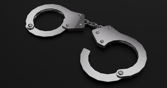 Софийската районна прокуратура обвини и задържа 38 годишен мъж за хулигански