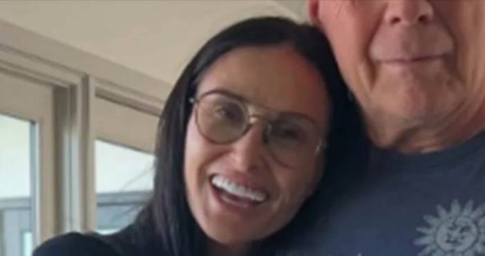 Една от най известните холивудски актриси Деми Мур отново е в