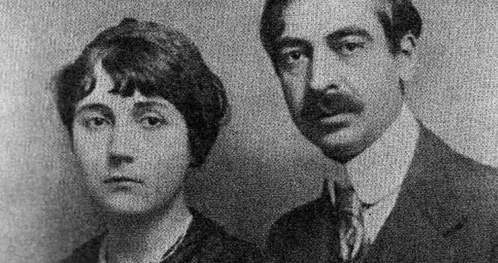 Пейо Тотев Крачолов по известен като Пейо Яворов е смятан за