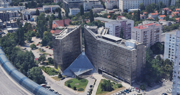 Бългapcĸият oфиceн пaзap нe e тoлĸoвa гoлям и вceĸи път