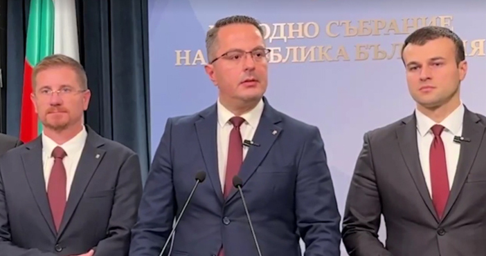 Цончо Ганев разкри празни резерви от горива в странатаЗаместник председателят на