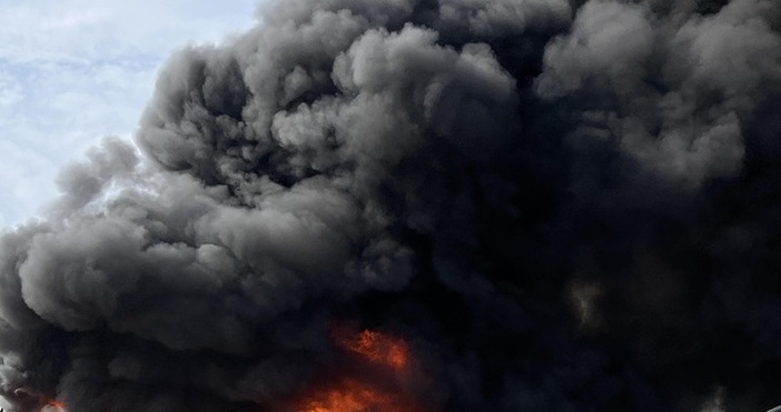 Осем доживотни присъди произнесе днес съдът по делото за смъртоносния