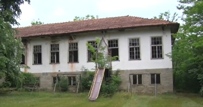 В Деня на будителите се пренасяме във врачанското село Ослен