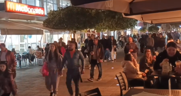 Пролетно летните температури днес в Пловдив около 22 23 градуса изкараха в