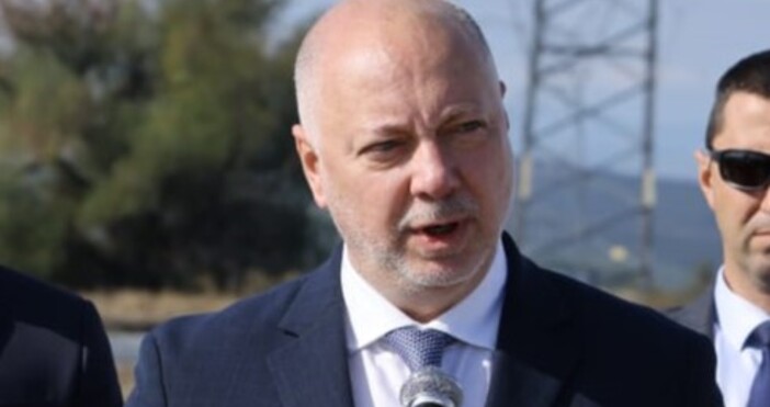 Това което ни обединява днес е търсенето на добрите примери