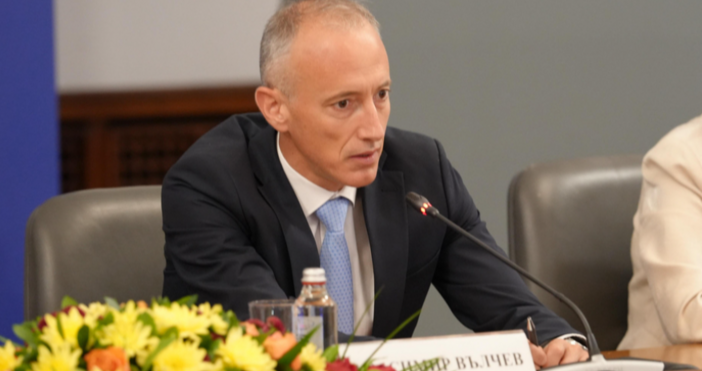 Днес отдаваме почит към редица от най ярките личности в историята