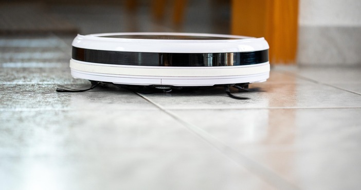 Популярният модел на почистващия робот е продаван и у насПроблемите