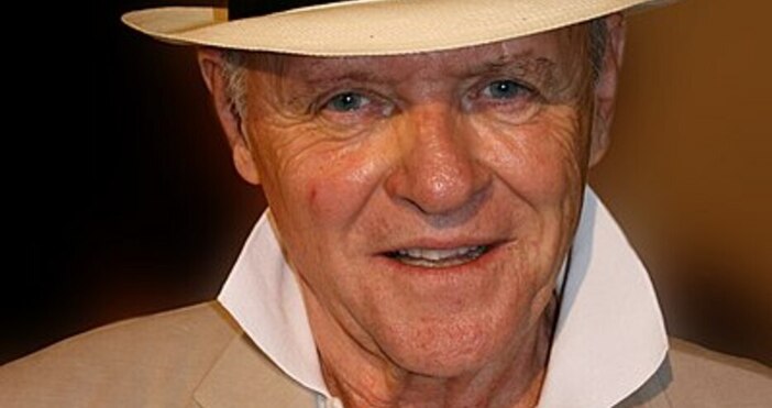 Elena Torre Уикипедия Антъни Хопкинс е обявил за продажба два парцела