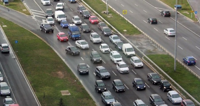 София градът който често диша тежко под мъглата от фини