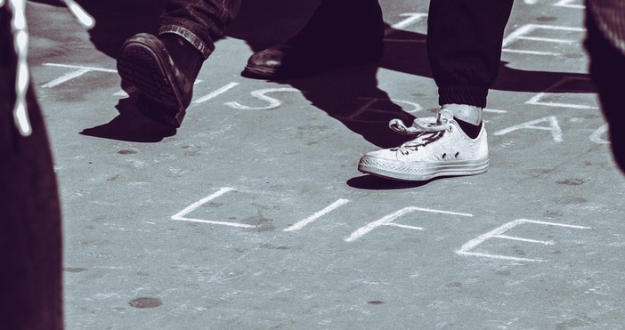 Ето хороскопа на Ламята за вторник ОвенДнес е по добре да стоите