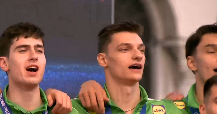 Българският волейболист Александър Николов беше избран за най полезен игра в