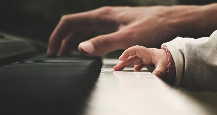 Мая Иванова Снимка pixabayДенят на пианиста се отбелязва ежегодно на