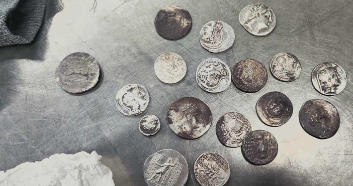 Снимки Агенция Митници Служители на Митнически пункт Малко Търново задържаха 71