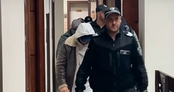 Четиримата мъже задържани за източване на дизелово гориво от тръбопровод